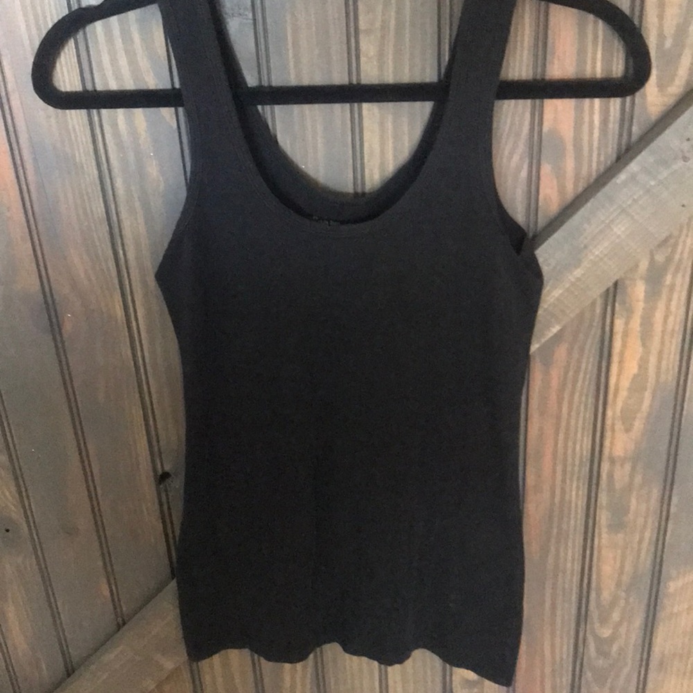 plain black tank top